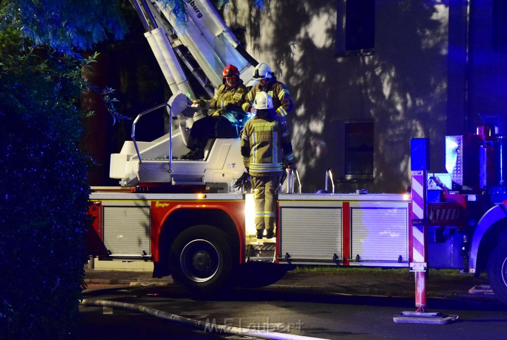 Grossfeuer Einfamilienhaus Siegburg Muehlengrabenstr P0293.JPG - Miklos Laubert